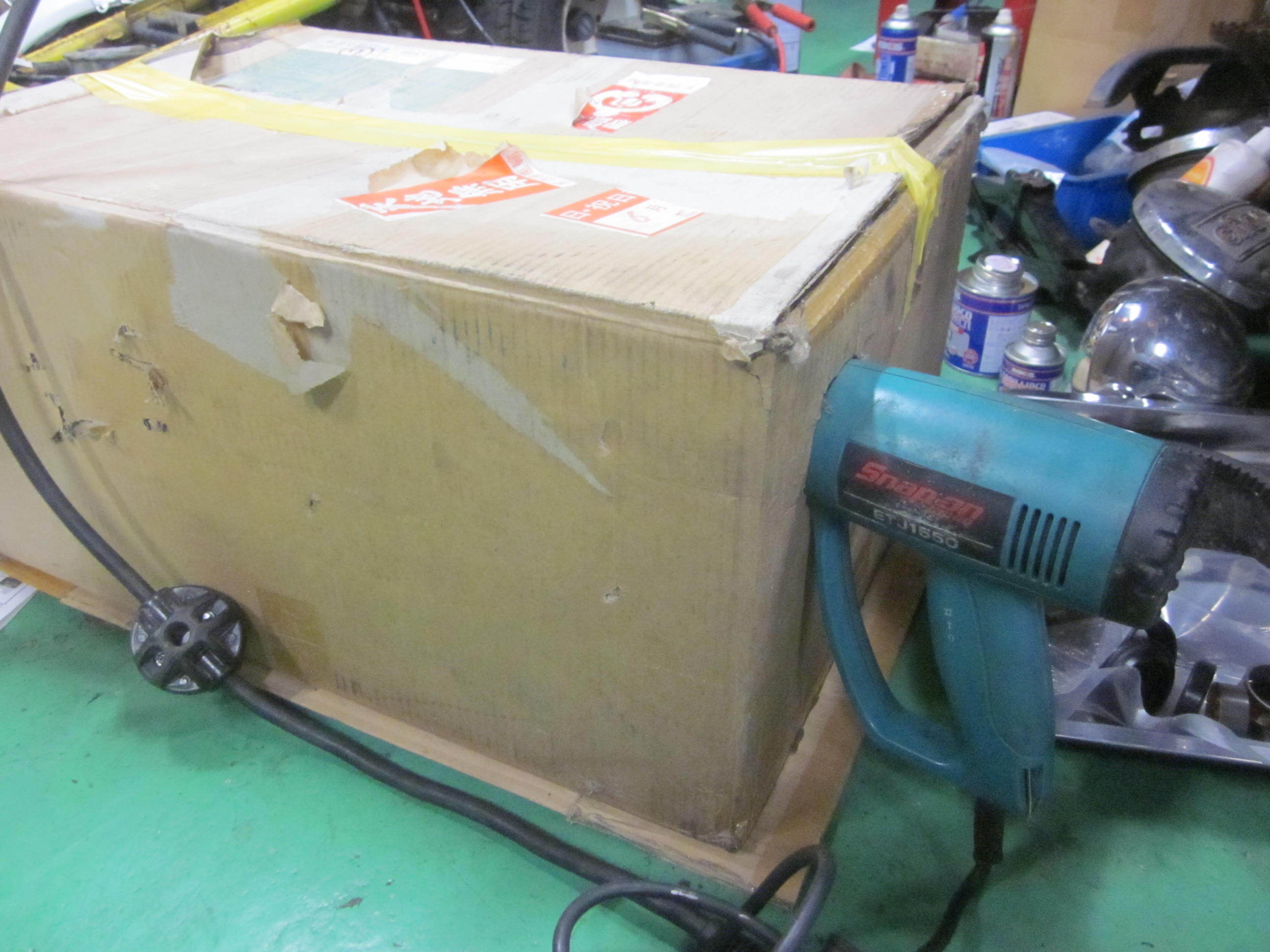 ラビット S301B 内部OKガソリンタンク【D】 377 ラビットスクーターレストアっぽいこと！(9)タンク取外し | アシバー